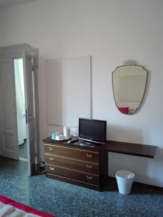 Isola Bi Bed & Breakfast Milan Exterior photo